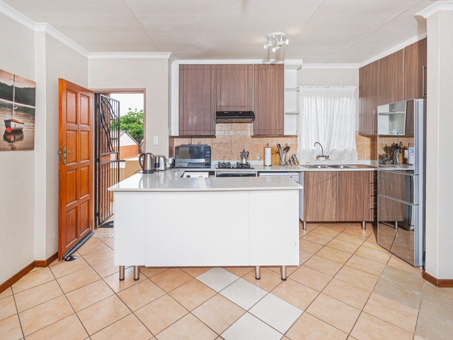 3 Bedroom Property for Sale in Noordwyk Gauteng