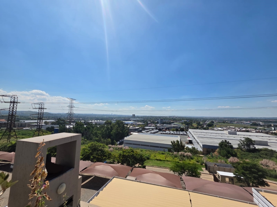 To Let 2 Bedroom Property for Rent in Sunnyrock Gauteng