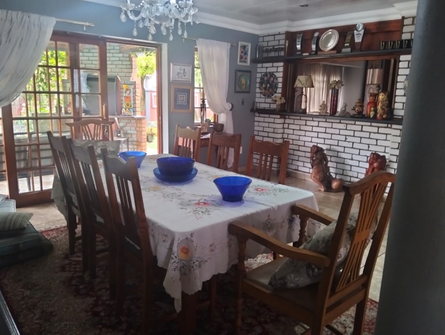 5 Bedroom Property for Sale in Selcourt Gauteng