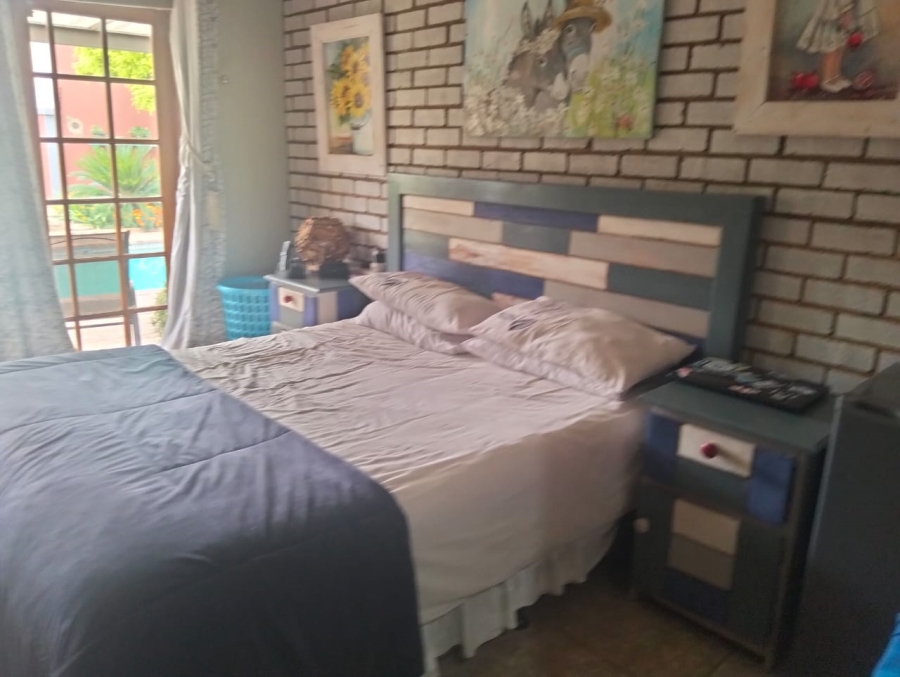 5 Bedroom Property for Sale in Selcourt Gauteng