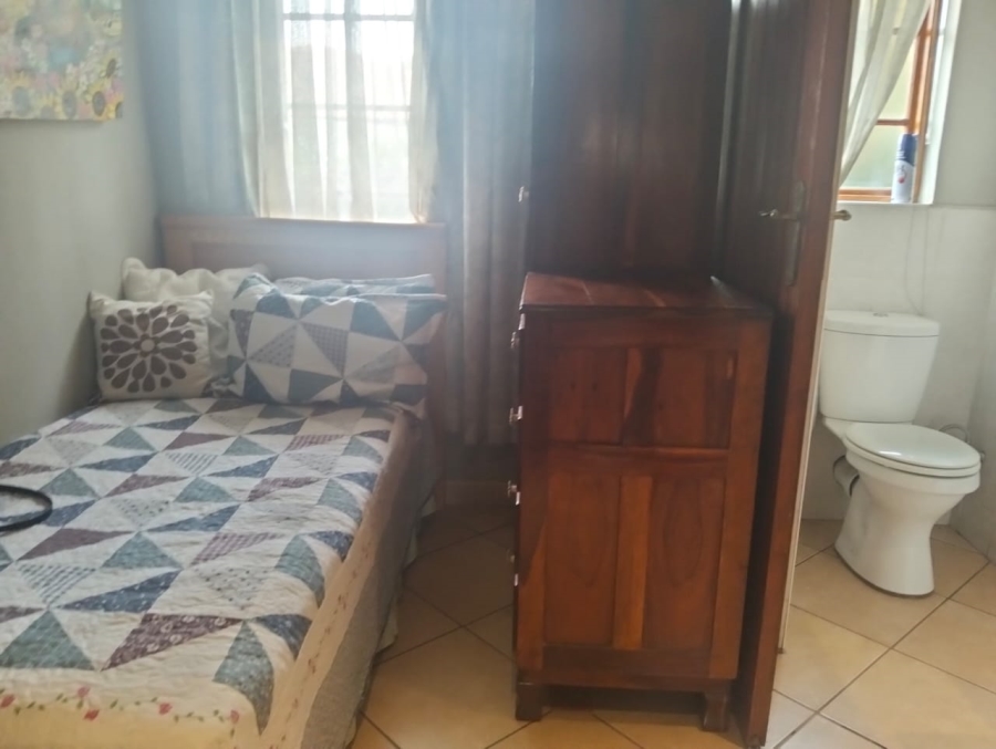 5 Bedroom Property for Sale in Selcourt Gauteng