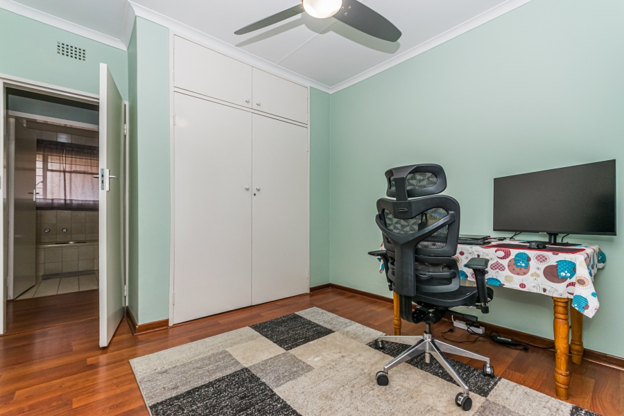 3 Bedroom Property for Sale in Wilro Park Gauteng