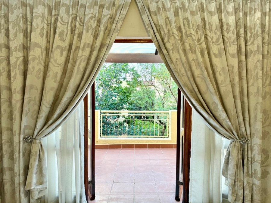 2 Bedroom Property for Sale in Sunninghill Gauteng