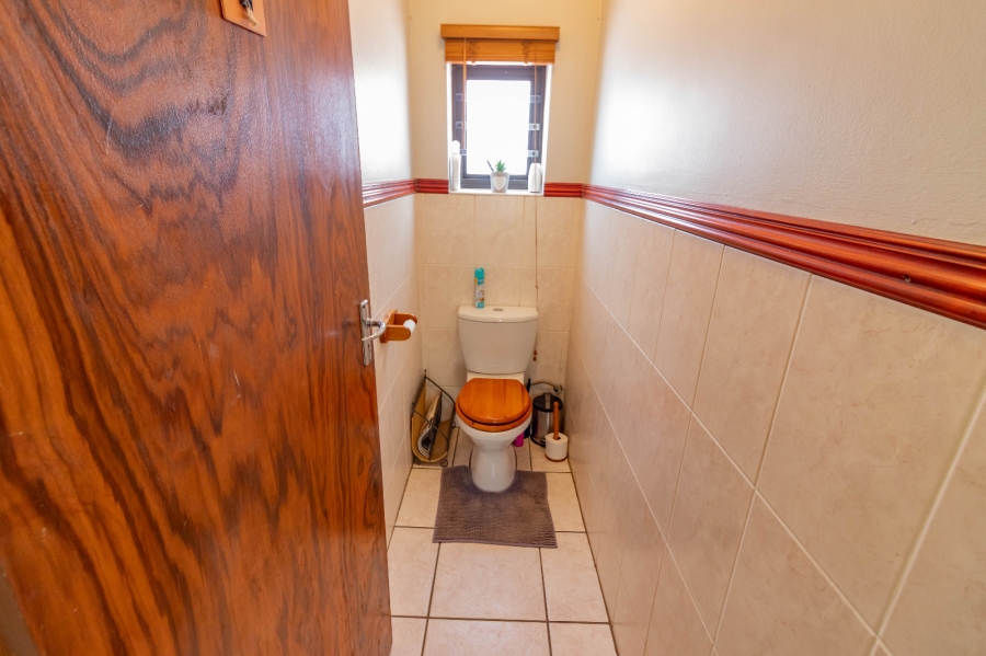 3 Bedroom Property for Sale in Edleen Gauteng