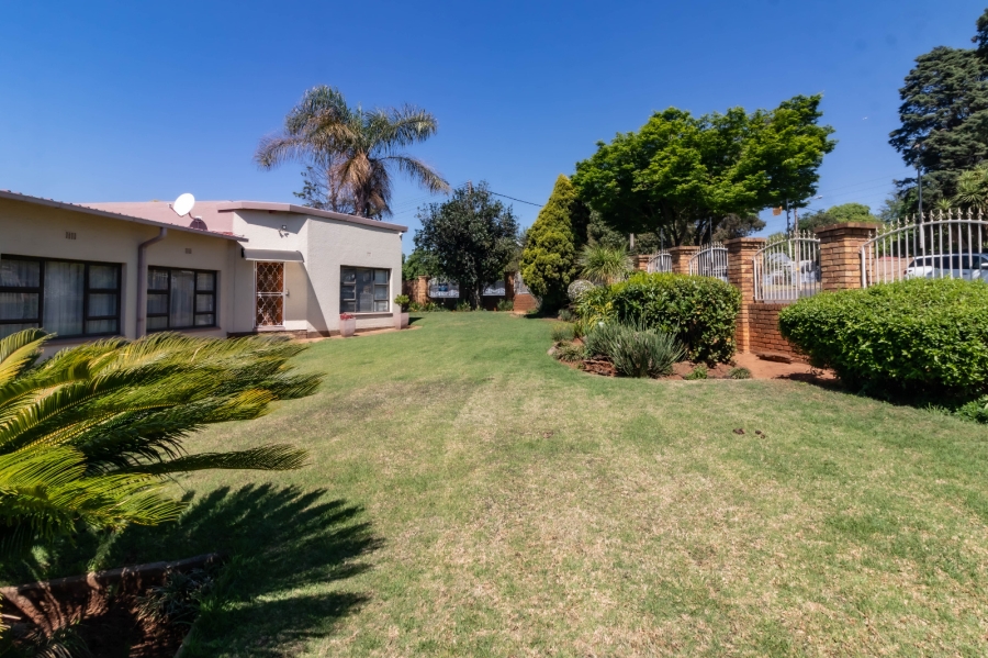 3 Bedroom Property for Sale in Edleen Gauteng