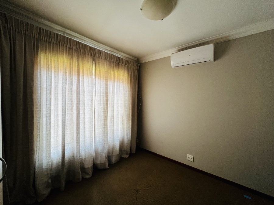 3 Bedroom Property for Sale in Annlin Gauteng