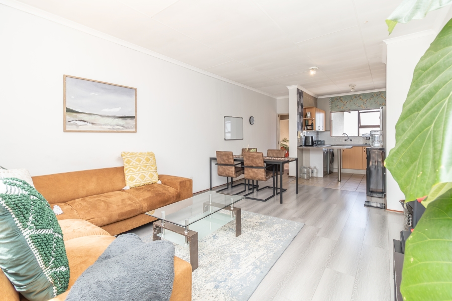 2 Bedroom Property for Sale in Sunninghill Gauteng