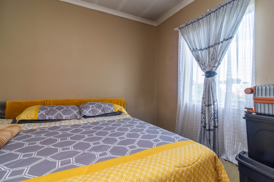 2 Bedroom Property for Sale in Fleurhof Gauteng