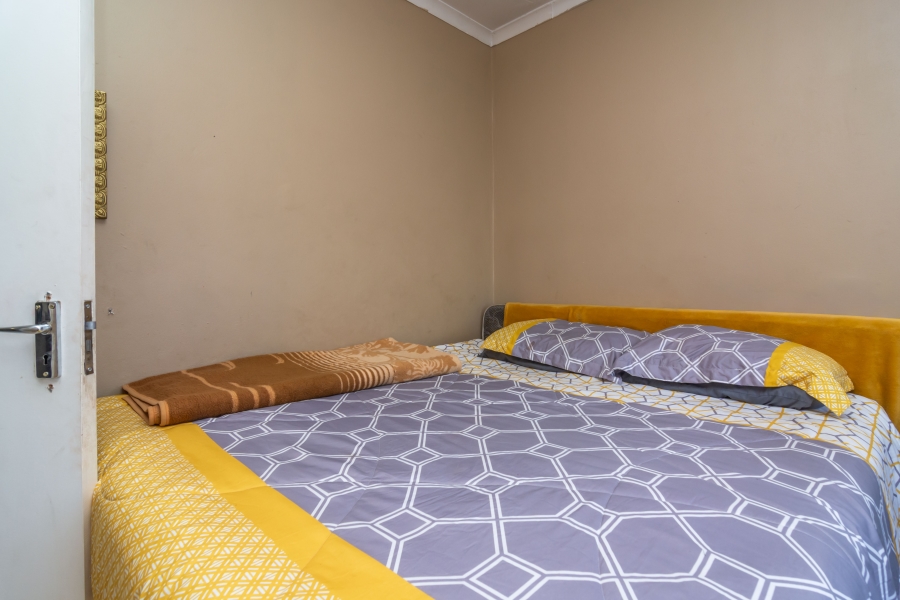 2 Bedroom Property for Sale in Fleurhof Gauteng