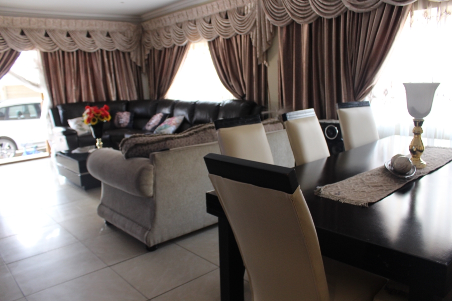 5 Bedroom Property for Sale in Georginia Gauteng