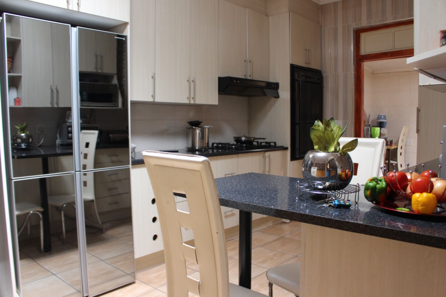 5 Bedroom Property for Sale in Georginia Gauteng