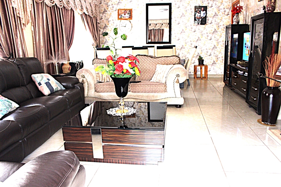 5 Bedroom Property for Sale in Georginia Gauteng