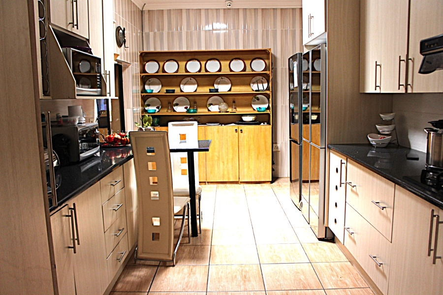 5 Bedroom Property for Sale in Georginia Gauteng