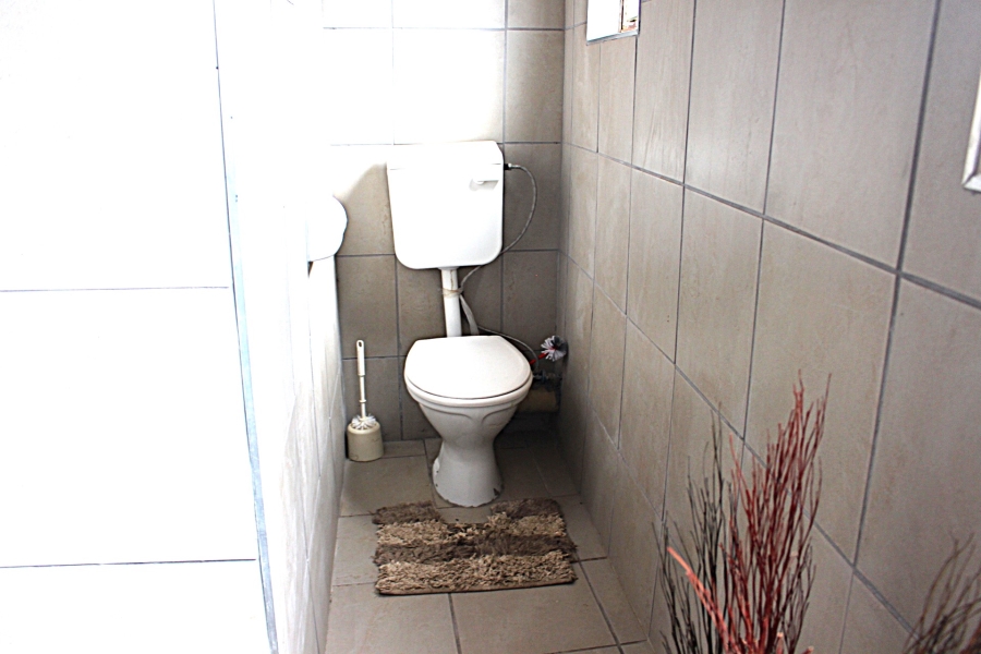 5 Bedroom Property for Sale in Georginia Gauteng