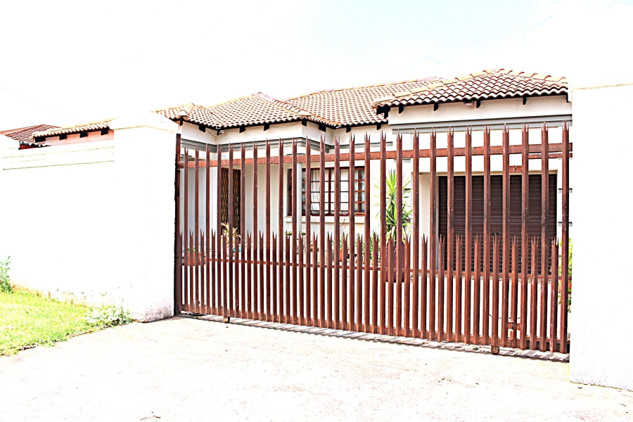 5 Bedroom Property for Sale in Georginia Gauteng