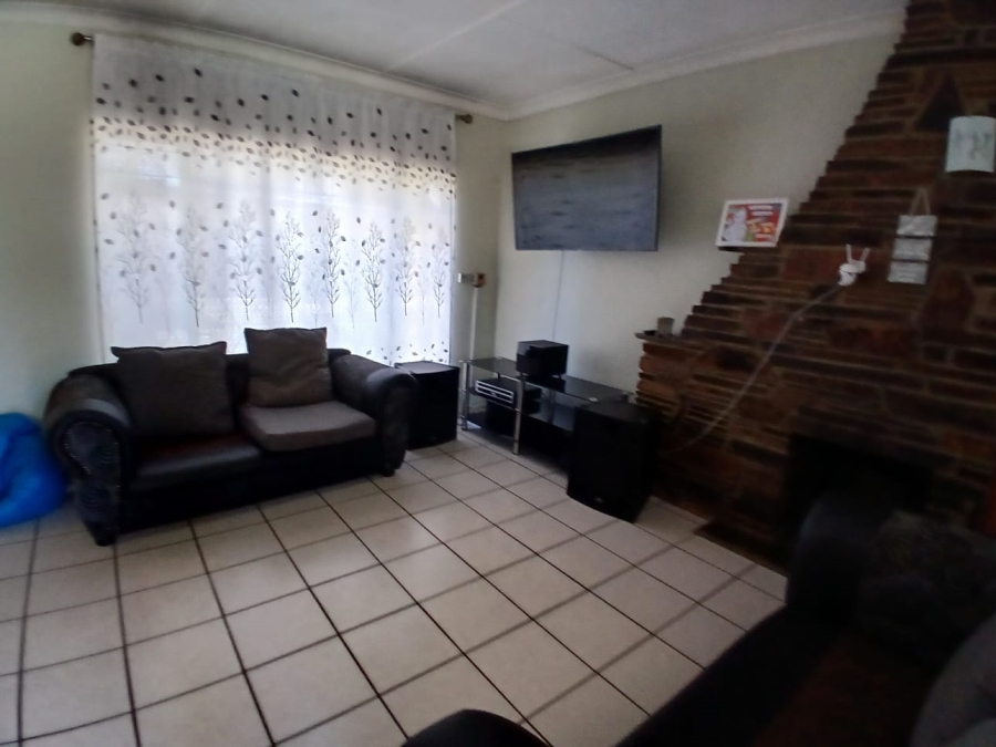 3 Bedroom Property for Sale in Brenthurst Gauteng