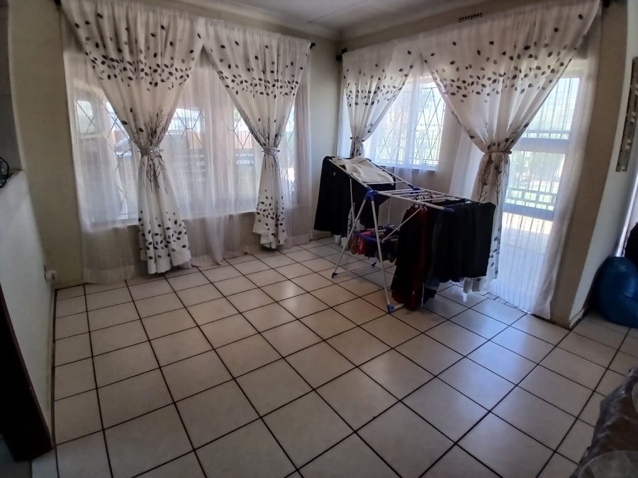 3 Bedroom Property for Sale in Brenthurst Gauteng