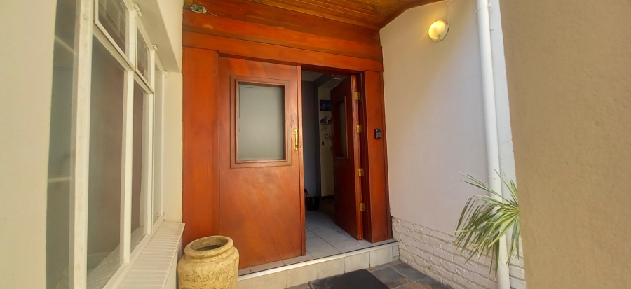 4 Bedroom Property for Sale in Waterkloof Ridge Gauteng