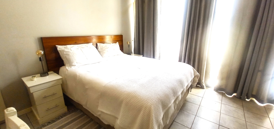 4 Bedroom Property for Sale in Waterkloof Ridge Gauteng