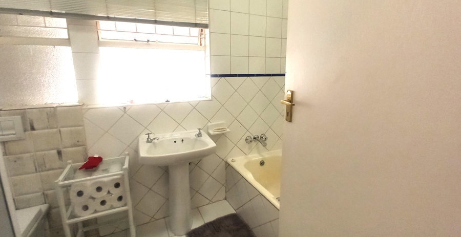 4 Bedroom Property for Sale in Waterkloof Ridge Gauteng