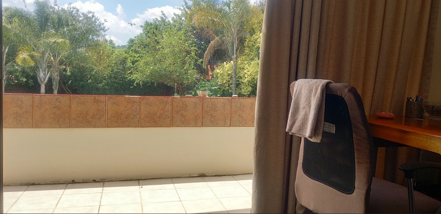 4 Bedroom Property for Sale in Waterkloof Ridge Gauteng