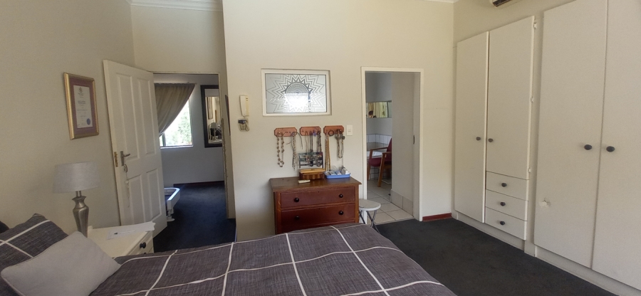 4 Bedroom Property for Sale in Waterkloof Ridge Gauteng