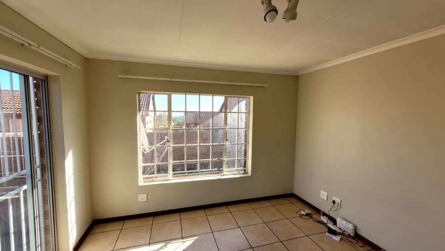 To Let 2 Bedroom Property for Rent in The Reeds Gauteng