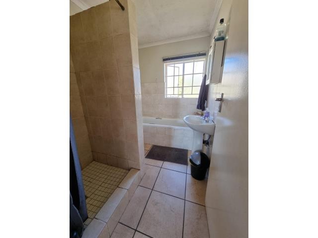 To Let 2 Bedroom Property for Rent in The Reeds Gauteng