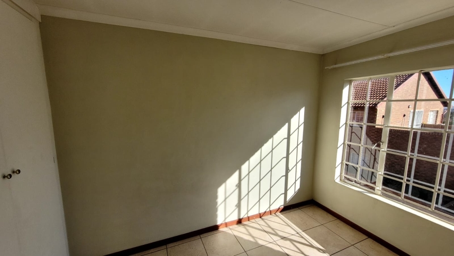 To Let 2 Bedroom Property for Rent in The Reeds Gauteng