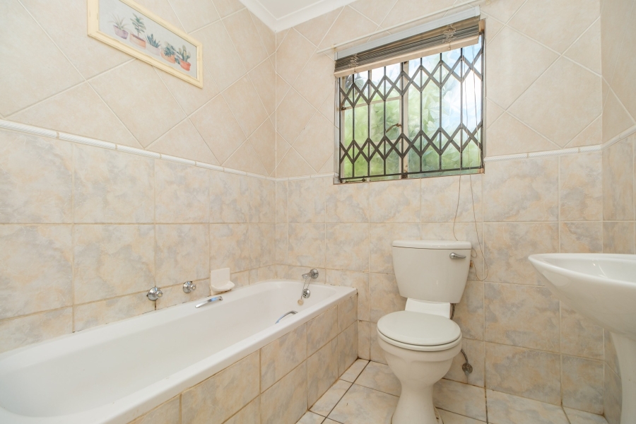 To Let 2 Bedroom Property for Rent in Radiokop Gauteng