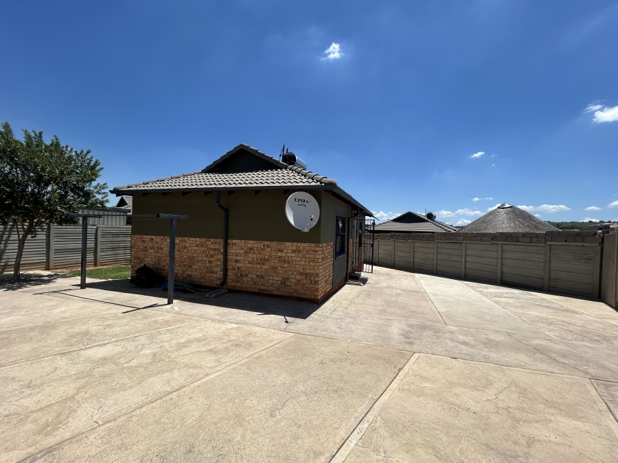 2 Bedroom Property for Sale in Mindalore Gauteng