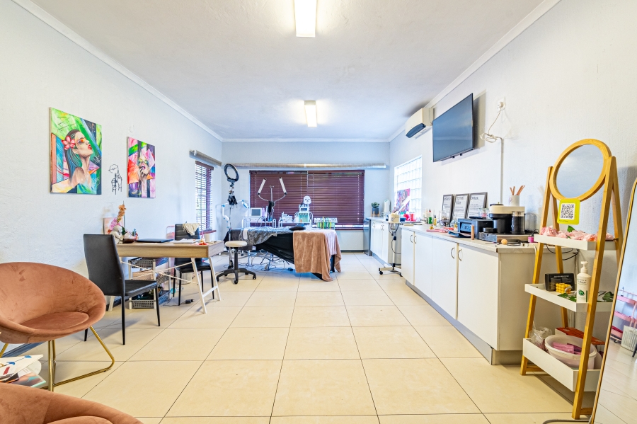 Commercial Property for Sale in Fourways Gauteng