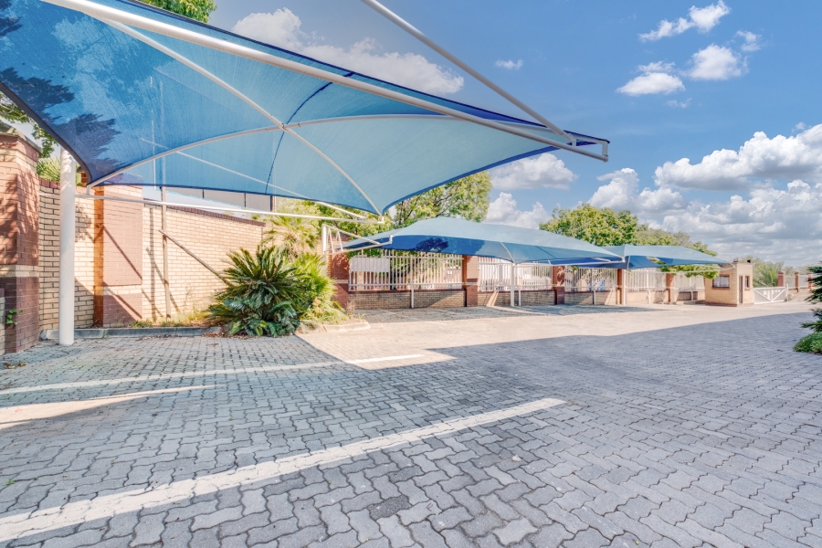 Commercial Property for Sale in Noordhang Gauteng