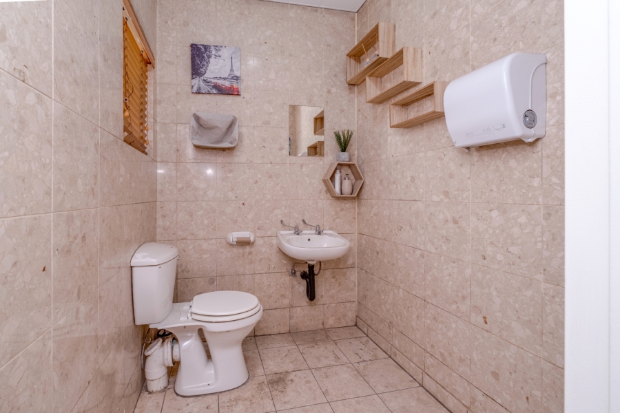 Commercial Property for Sale in Noordhang Gauteng