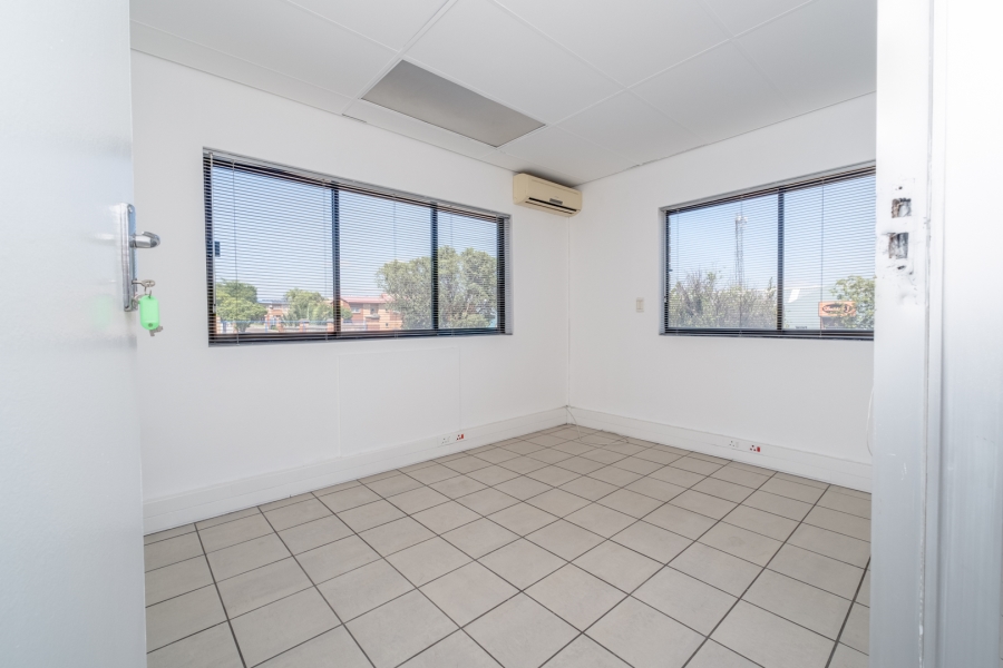 Commercial Property for Sale in Noordhang Gauteng