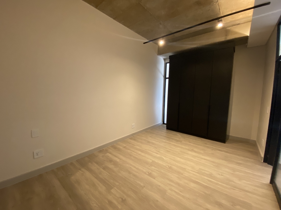 1 Bedroom Property for Sale in Sandown Gauteng