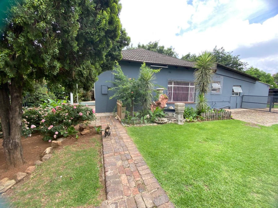 3 Bedroom Property for Sale in Brakpan Central Gauteng