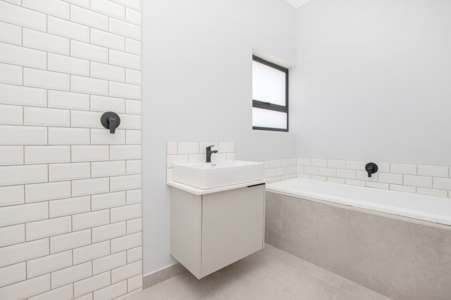 3 Bedroom Property for Sale in Sandown Gauteng