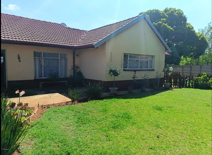 3 Bedroom Property for Sale in Krugersrus Gauteng