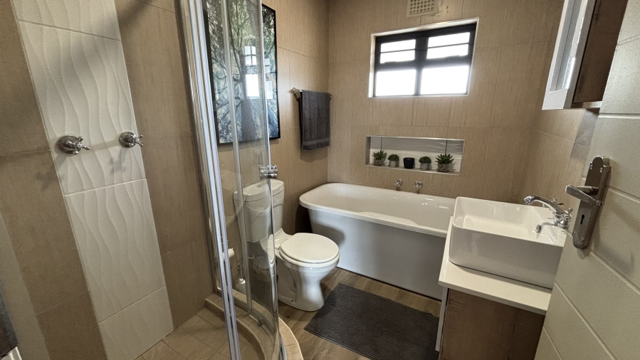 3 Bedroom Property for Sale in Montana Gauteng
