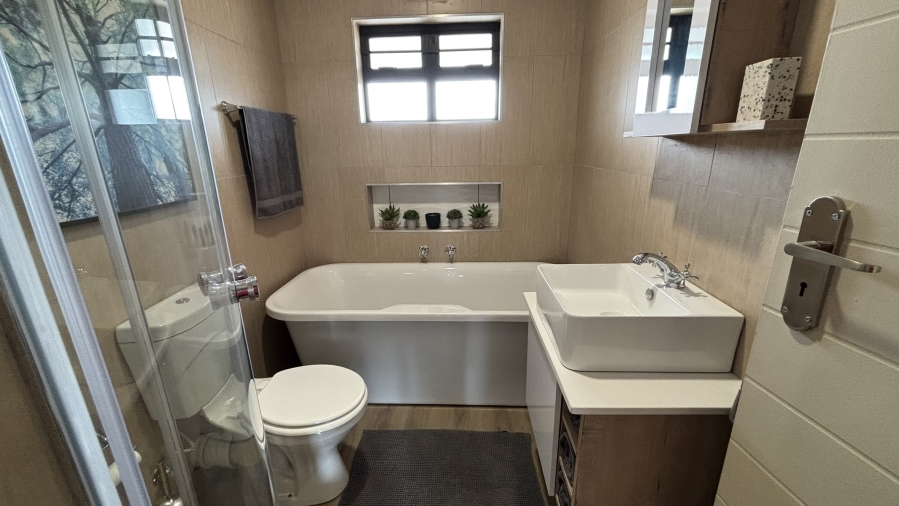 3 Bedroom Property for Sale in Montana Gauteng