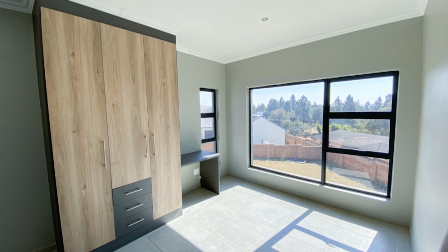 3 Bedroom Property for Sale in Roodepark Eco Estate Gauteng