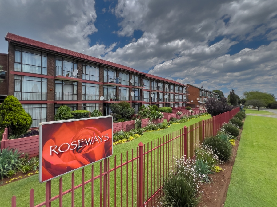 1 Bedroom Property for Sale in Croydon Gauteng