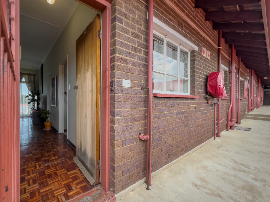 1 Bedroom Property for Sale in Croydon Gauteng