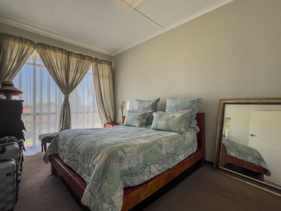 1 Bedroom Property for Sale in Croydon Gauteng