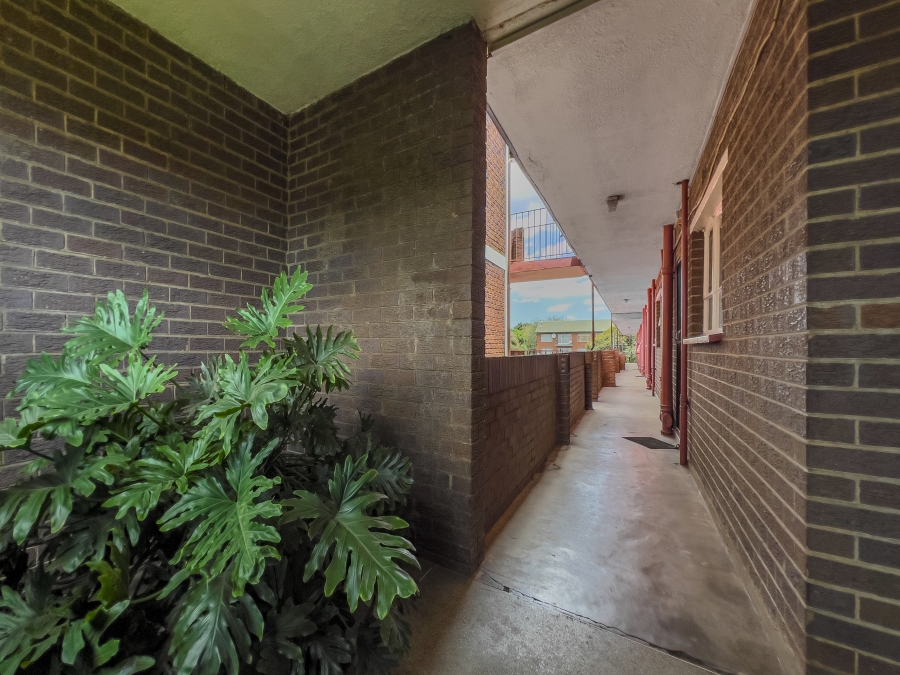 1 Bedroom Property for Sale in Croydon Gauteng