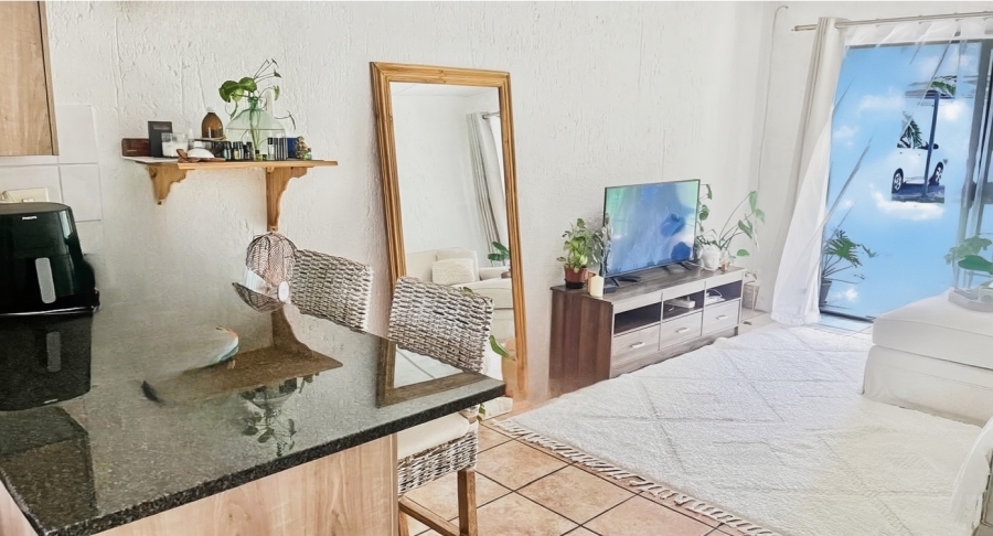 1 Bedroom Property for Sale in Sunninghill Gauteng