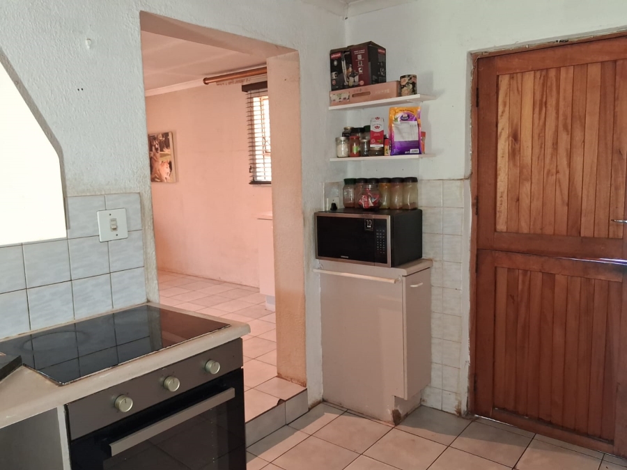 4 Bedroom Property for Sale in Allens Nek Gauteng