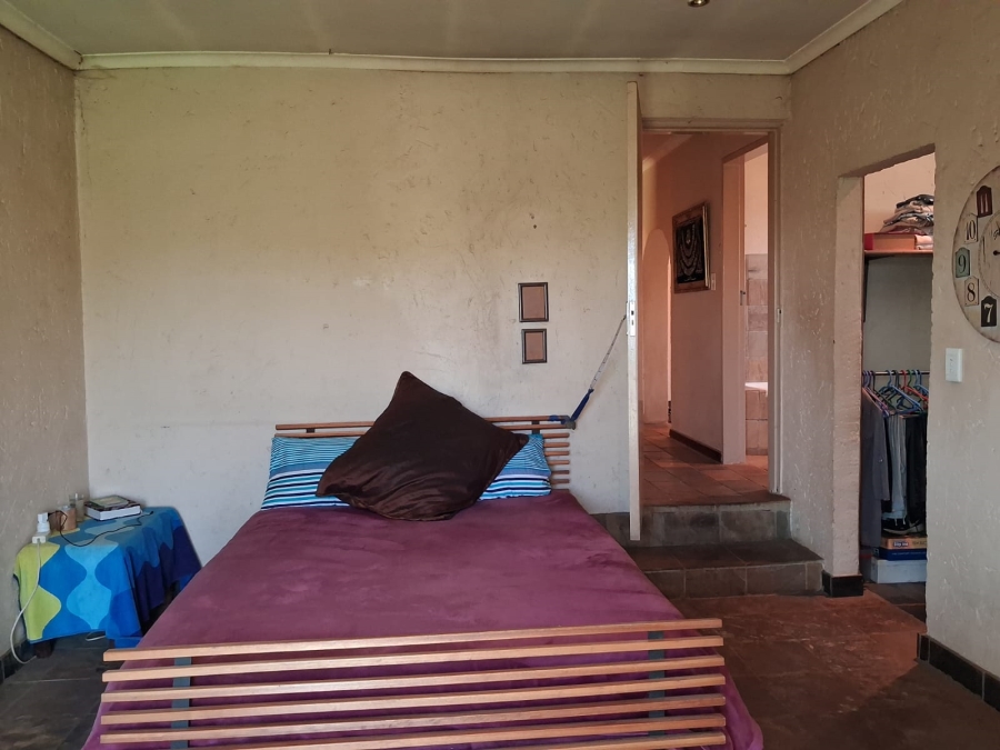 4 Bedroom Property for Sale in Allens Nek Gauteng