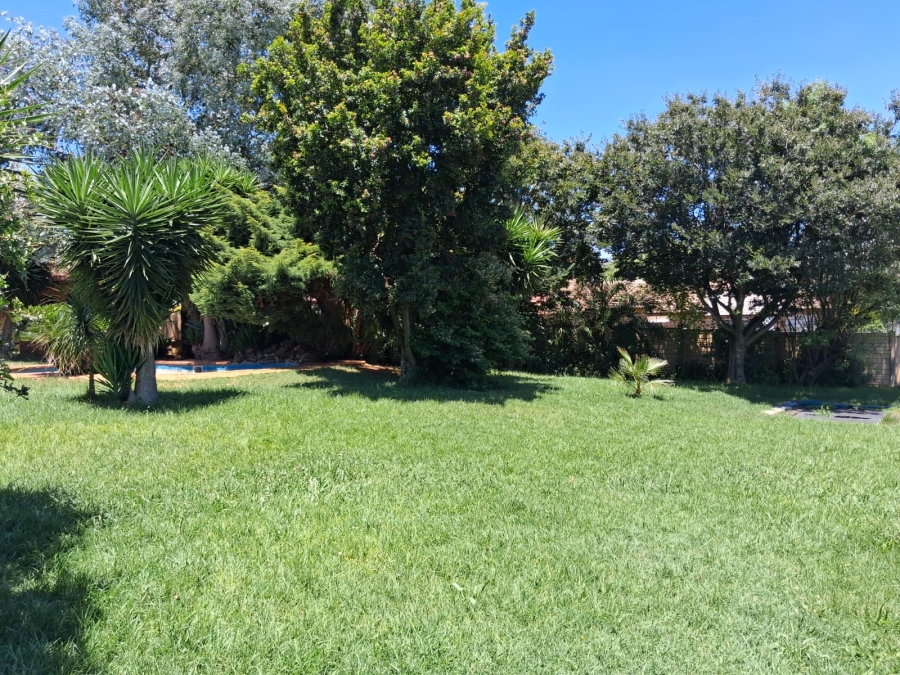 4 Bedroom Property for Sale in Allens Nek Gauteng